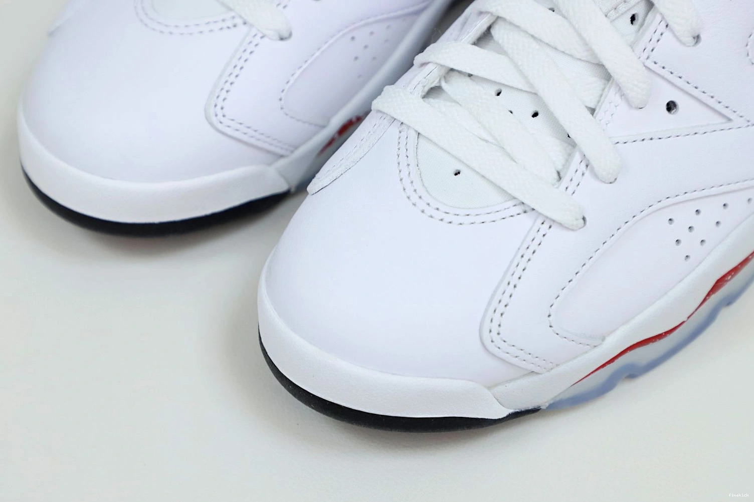 RED 6 JORDAN AIR OREO 1219